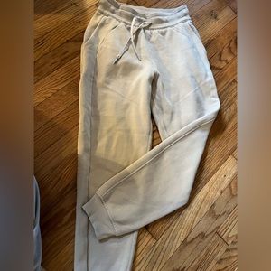 Lululemon Tan Scuba Joggers